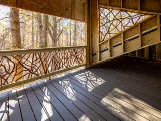 Mountain Laurel Handrails and Custom Triangle