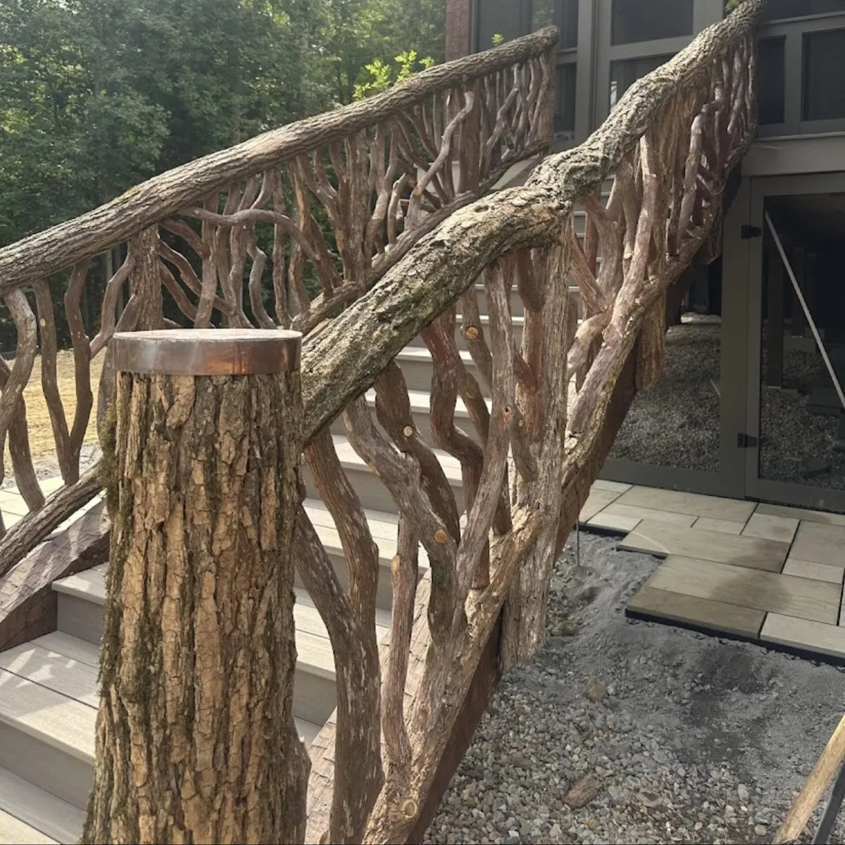 newel-post-locust-natural-outdoor