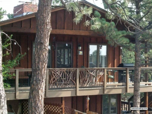 Laurel Railings With Composite Lumber