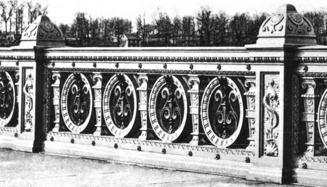 Ornate pattern on Washington Bridge showcasing intricate designs, honoring the workers, crafters, architects, and tradespeople behind its creation, ideal for deck railing designs.
