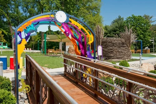 Childrens Inn NIH Commercial Handrail7