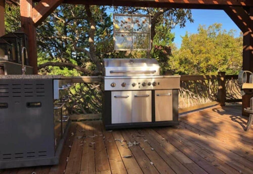 Outdoor Kitchen