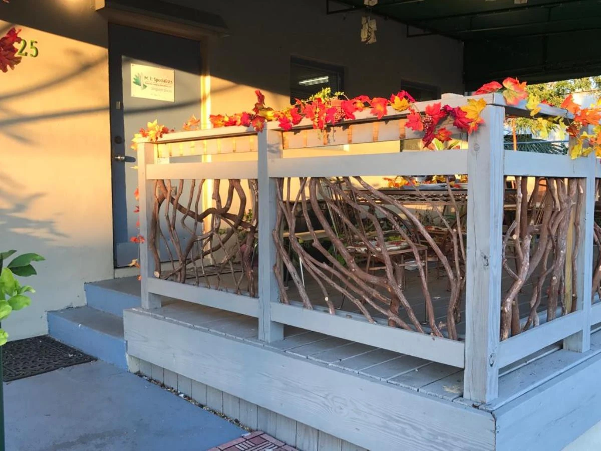 Fort Lauderdale Fl Close Up Of Fall Decorated Railings